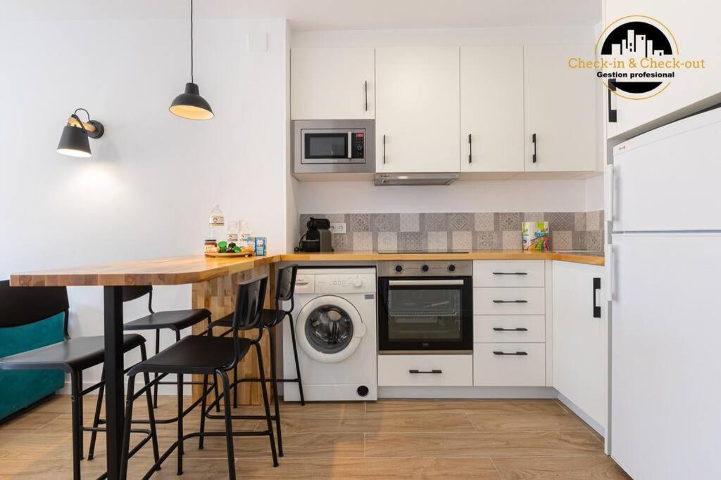 Apartamento El Solaire Centro Torremolinos Luaran gambar